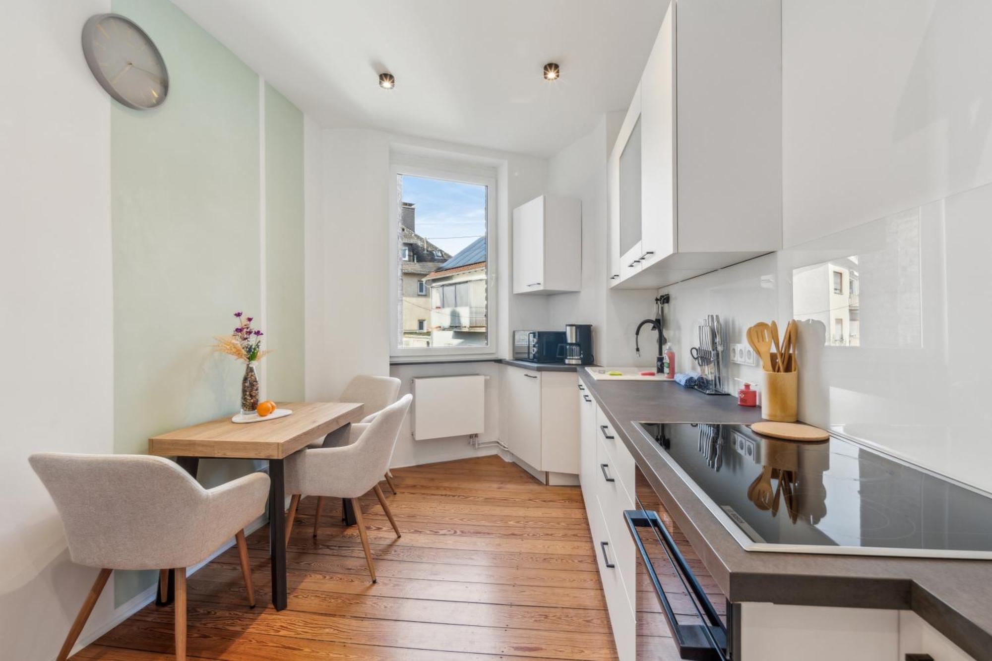 Home-on Apartment *
