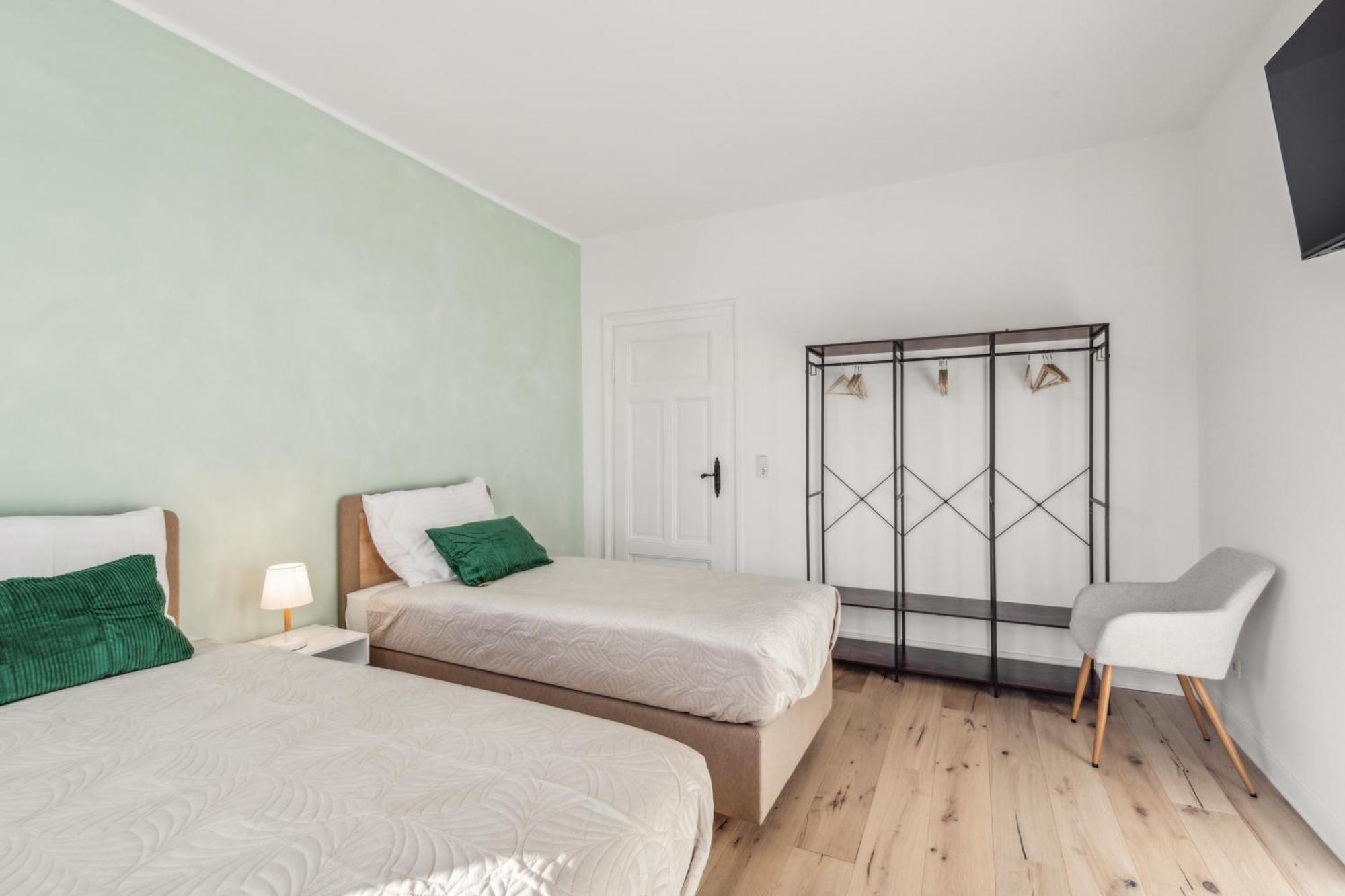 Apartment Home-on