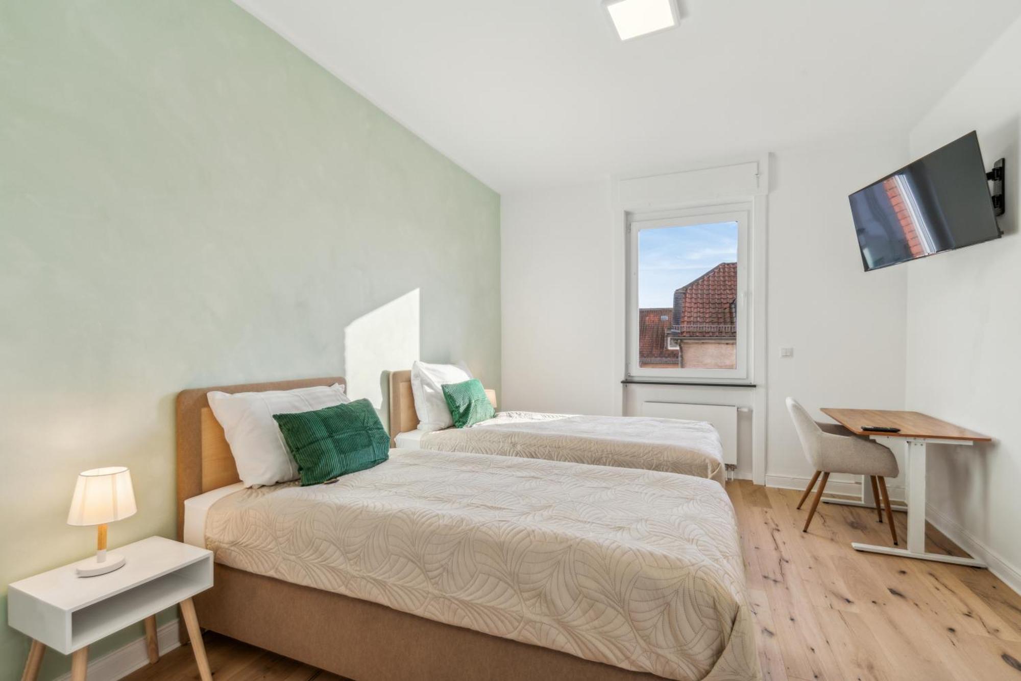 Apartment Home-on *